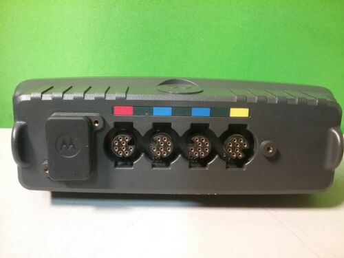 Motorola PM1500 UHF 100 Watts 380-470 Mhz Digital Radio AAM79QTD9PW5AN - Picture 8 of 9