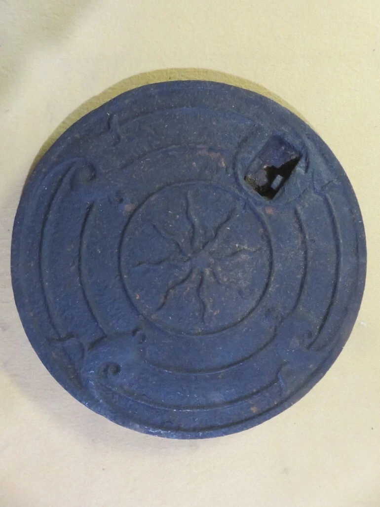 Antique Cast Iron Wood Stove, Lid 8u0026#034; diameter | eBay