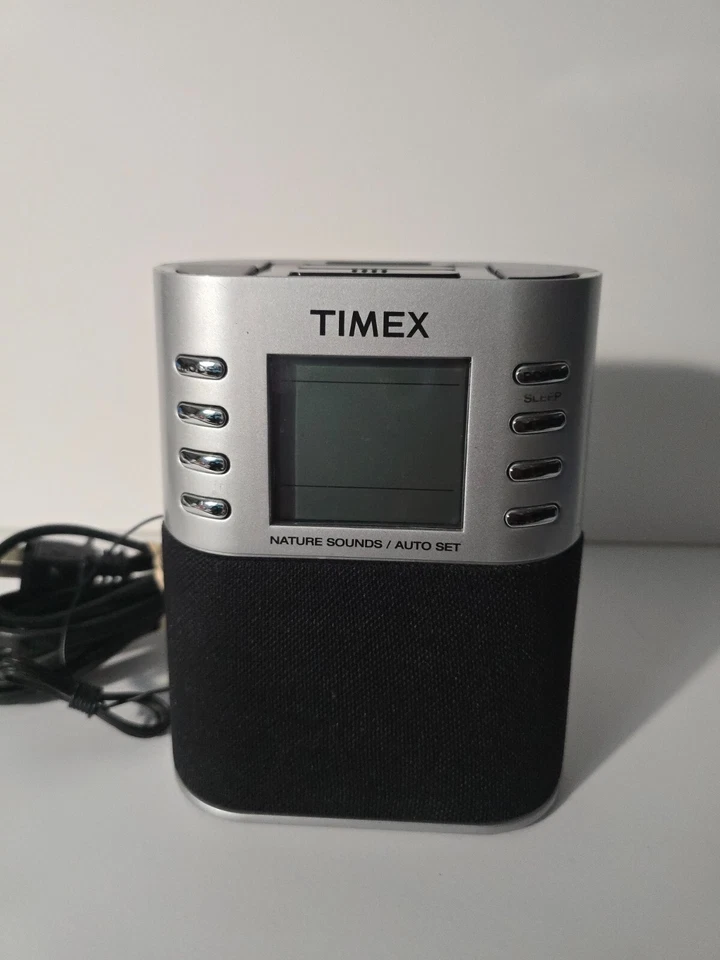 Genuine Timex (TESTED WORKS)(T308S) AM/FM Clock Radio With Nature Sounds - Image 3 of 4