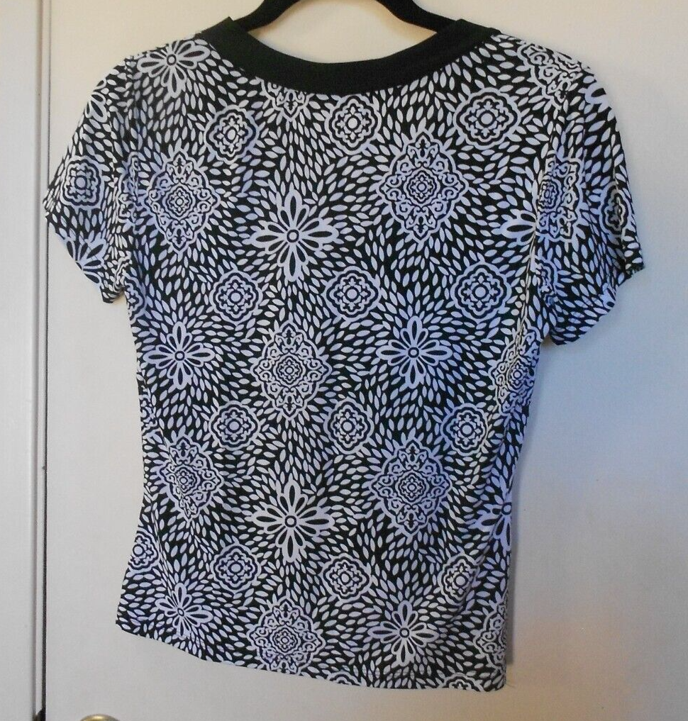 Ellazhu Women's Polka Dot Floral Button Down Shirt - Casual Short Sleeve T-Shirt Top