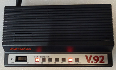 US Robotics 5686E External 56K V.92 Faxmodem Serial RS-232 Dial Up Modem USR5686