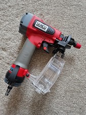 Senco SCN30 Straight Plastic Collation Air Coil Nailer - 16-32mm