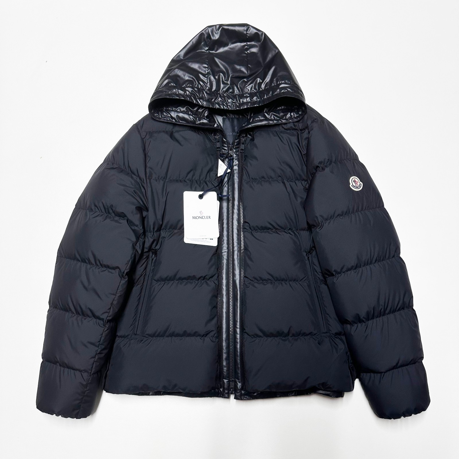 100percent AUTHENTIC MONCLER GAROA SIZE 2 M MEDIUM BLACK DOWN MENS PUFFER JACKET