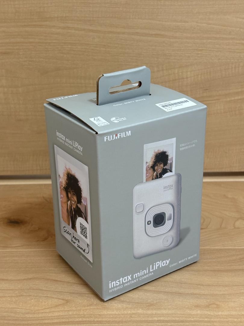 Fujifilm Instax Mini Liplay Hybrid Camera in White