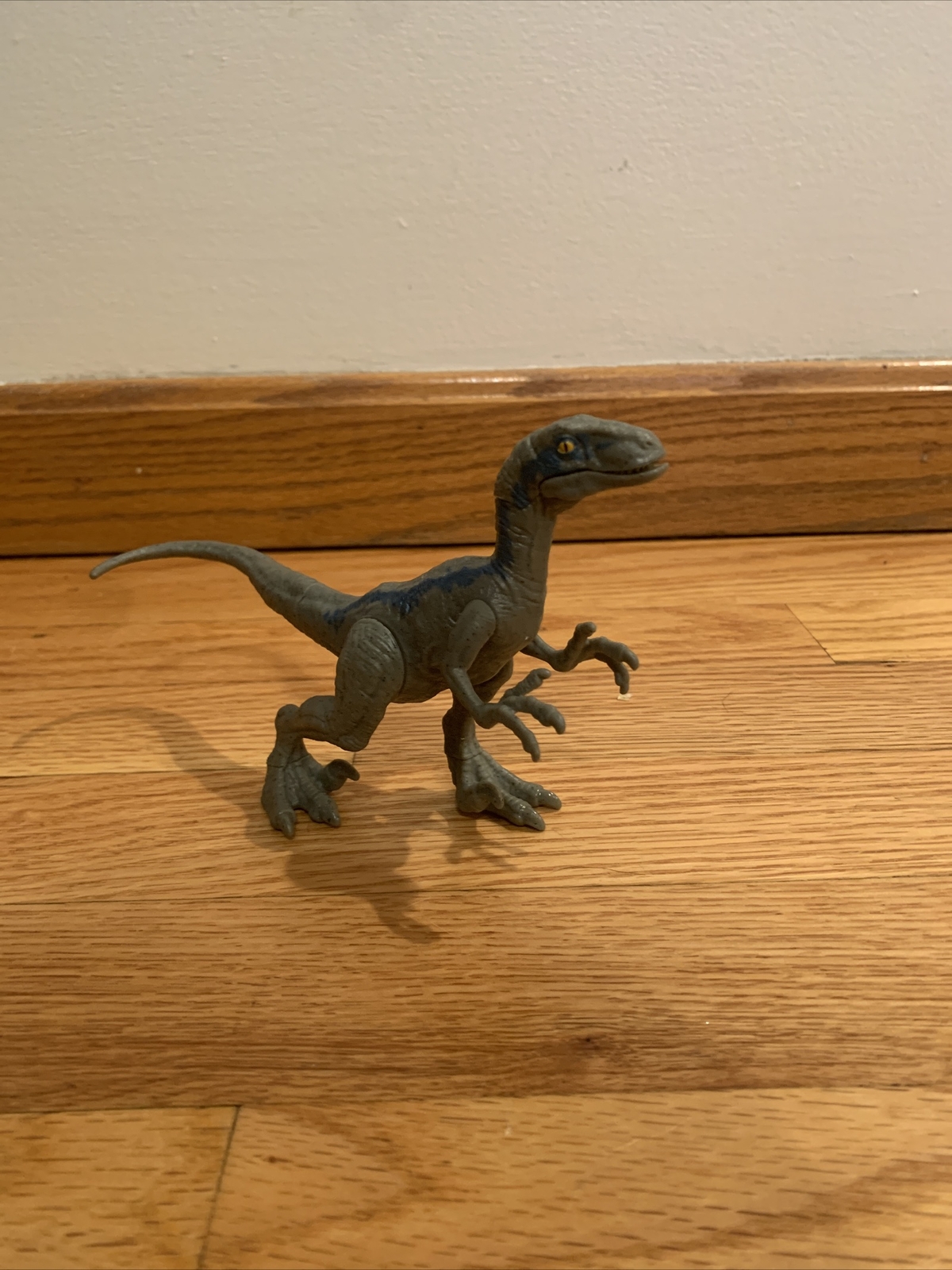 Picture 1 of 8
