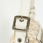 Foto 17 di 20