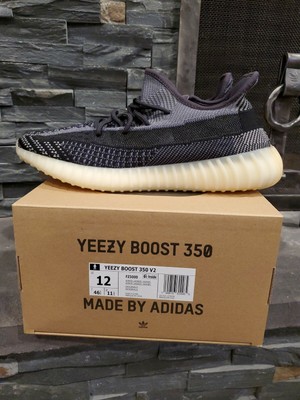 yeezy 350 deadstock