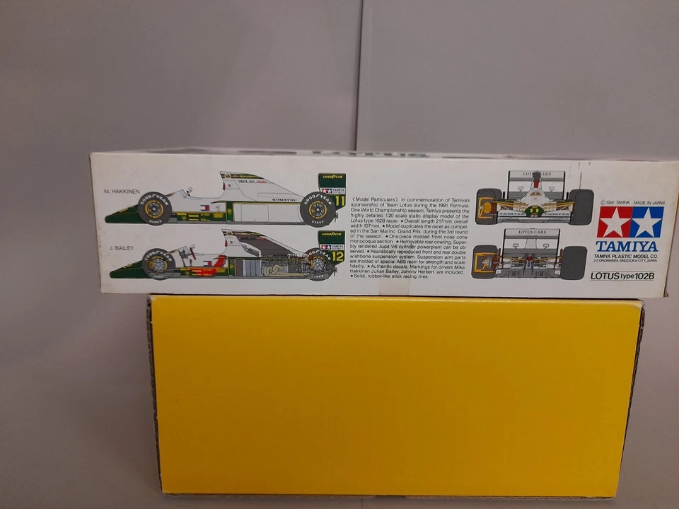 TAMIYA 20030 1/20  Lotus Type 102B Grand Prix Collection n.30 Nuova sigillata - Immagine 2 di 4