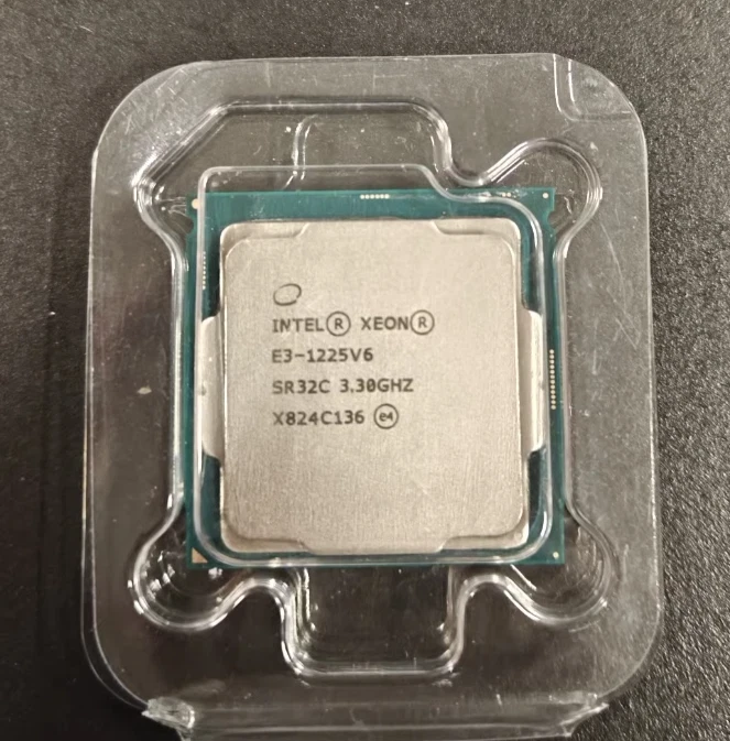 Intel Xeon E3-1225 V6 4-core 3.30GHz 8MB LGA1151 CPU Processor E3-1225v6 SR32C - Image 3 of 4
