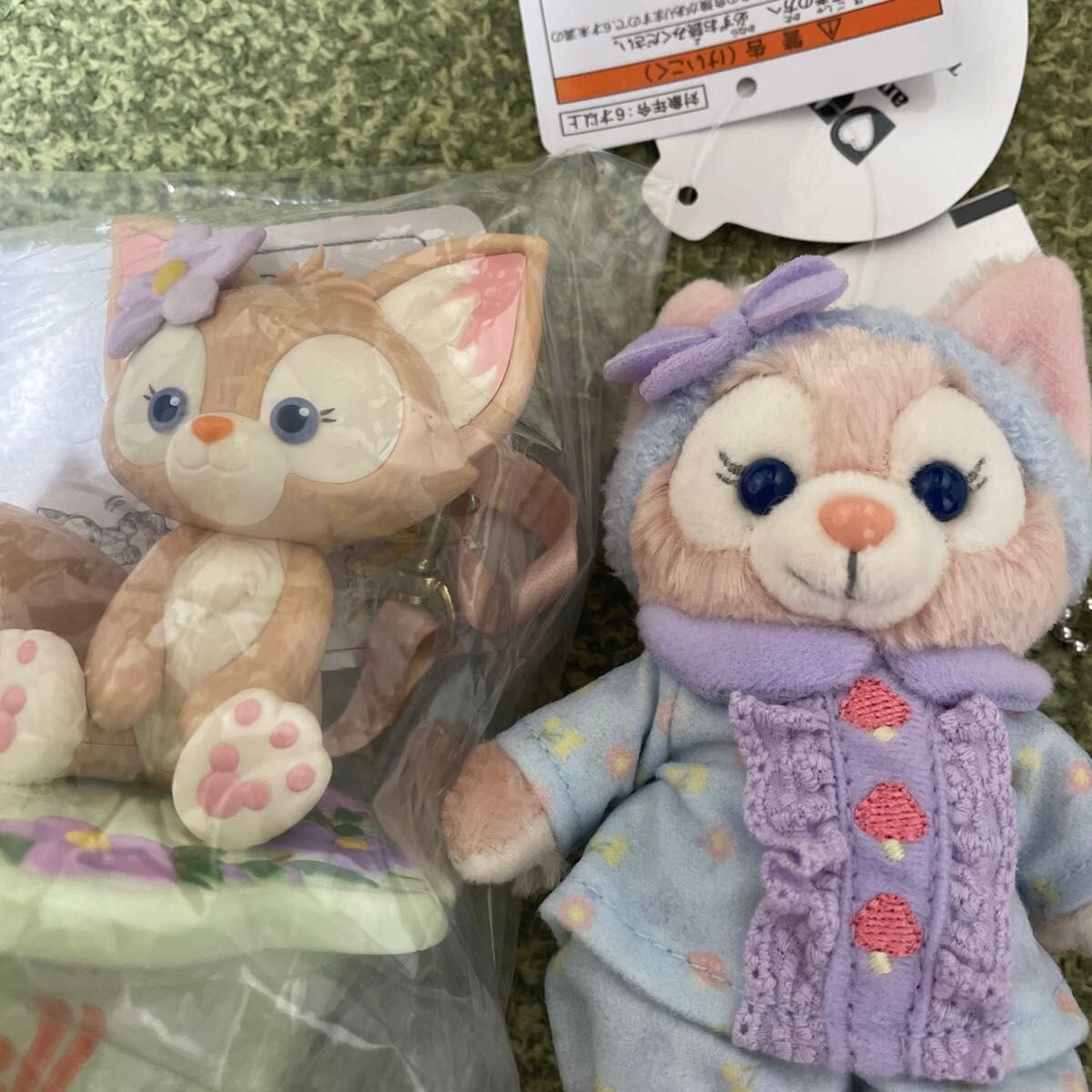 Tokyo Disney Resort Souvenir Lina Bell Plush Badge & Snack Case