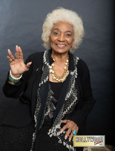 Nichelle Nichols Uhura Star Trek Original Autographed 8X10 photo w/JSA COA 36 - Picture 2 of 2