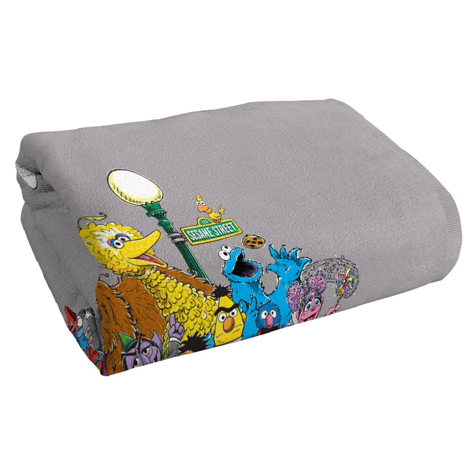 Toalla de playa con licencia oficial Sesame Street Group Street Light 30"x60" Foto 3 de 4