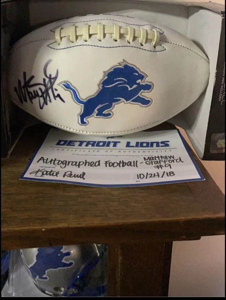 Campeón del Super Bowl Matthew Stafford fútbol americano autografiado Detroit Lions Foto 2 de 3