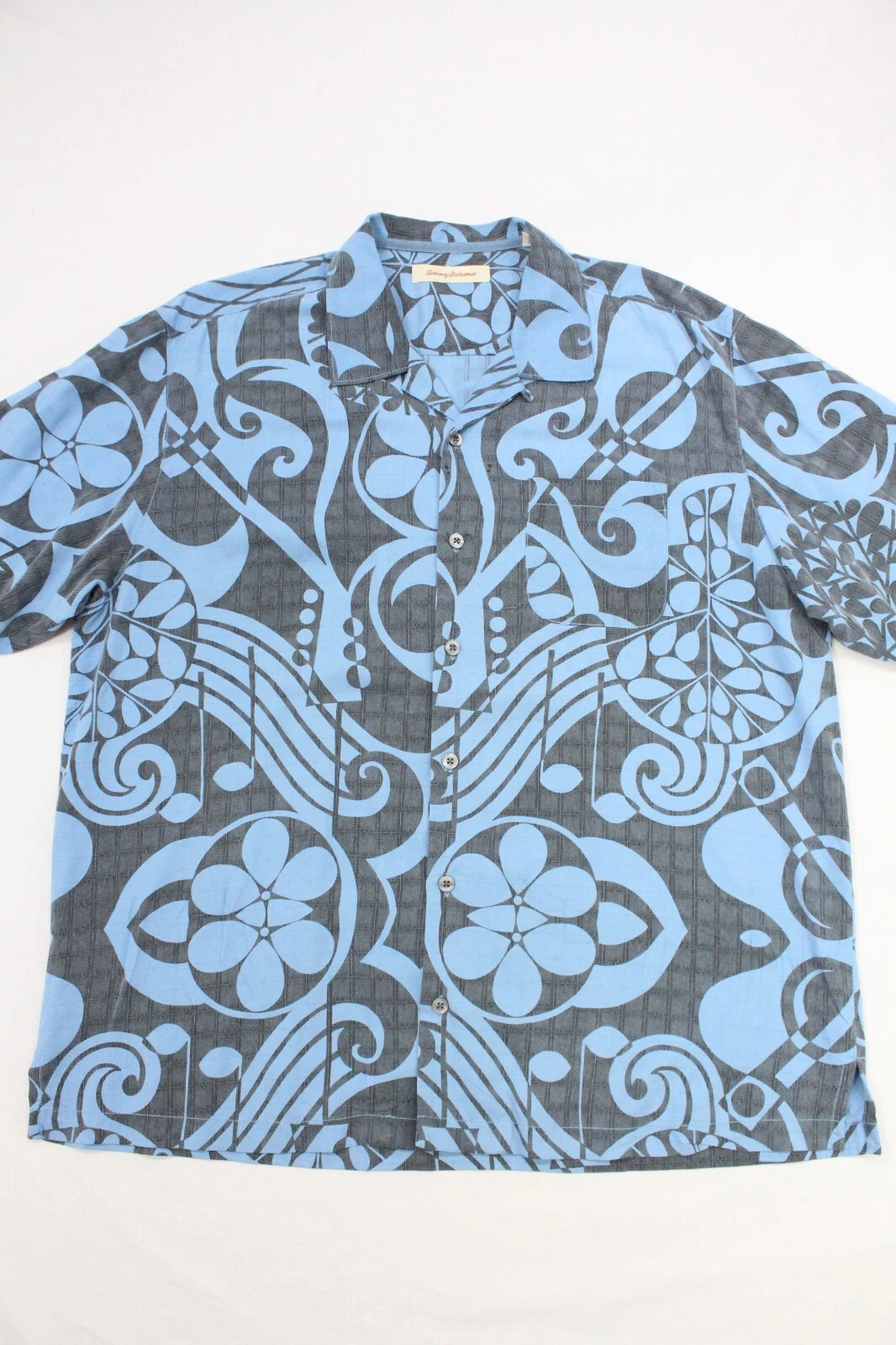 Tommy Bahama Men's XL Button Up Short Sleeve Hawaiian Tropical Print Blue