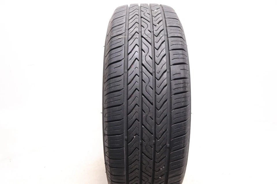 Used 215/70R15 Toyo Extensa A/S II - 98T - 9.5/32 No Repairs - Image 2 of 4