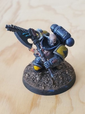 Warhammer 40k Space Wolves Primaris Lieutenant - bemalt