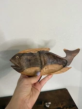 Vintage Hand Carved Wood Fish Divided Bowl Dish Tray Platter Two Toned Detailed