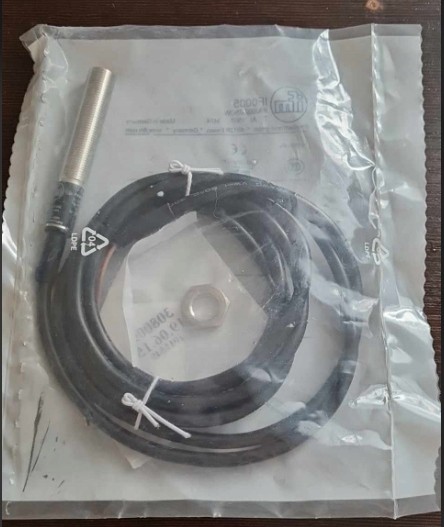 IFM IF0005 Inductive Sensor