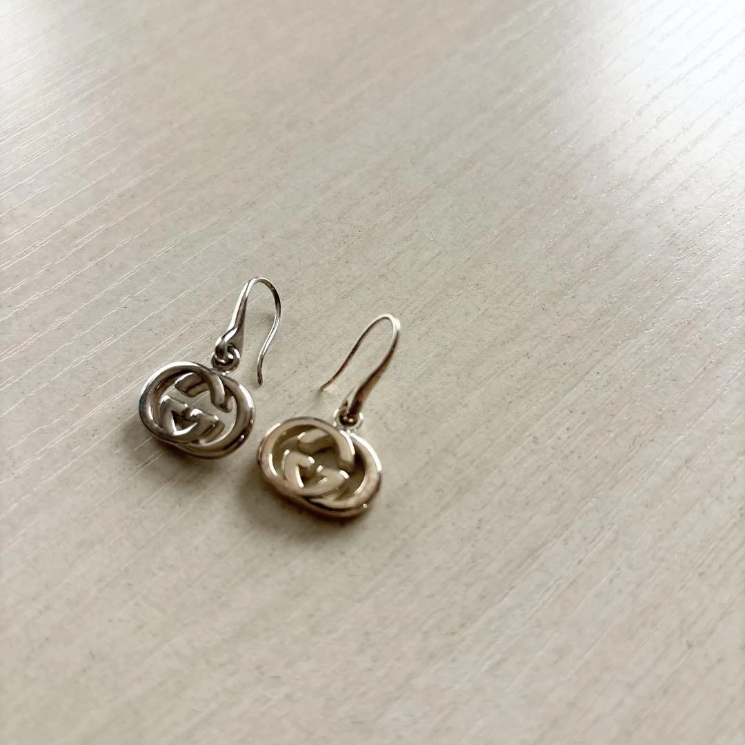 Boucles d'oreilles GUCCI type crochet argent 925 balançoire double motif logo G accessoires femme