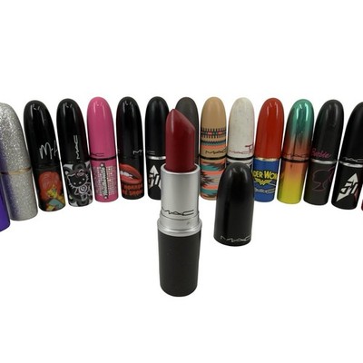 Mac Cosmetics   DAMN GLAMOROUS   Lipstick DISCONTINUED Limited Edition NO BOX