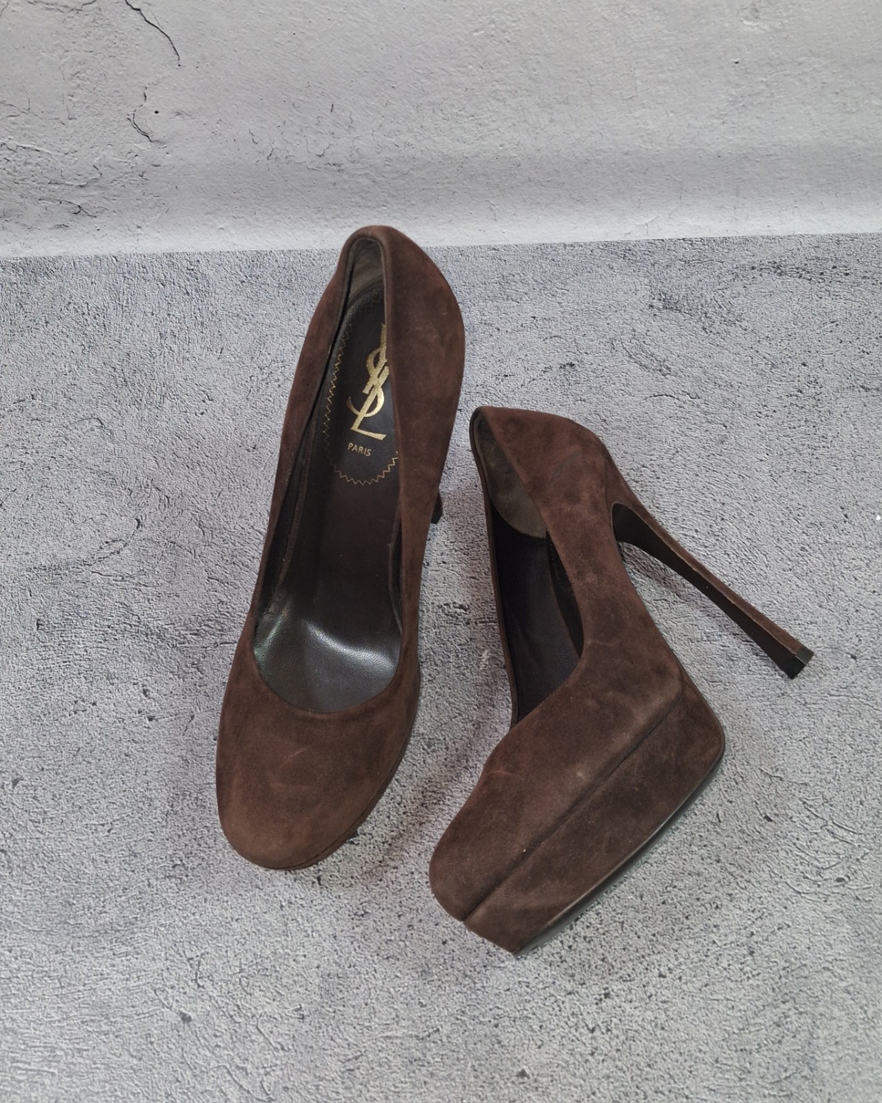 Yves Saint Laurent decolte tacco a spillo scamosciato marrone tribtoo 38 EU (7 US) YSL
