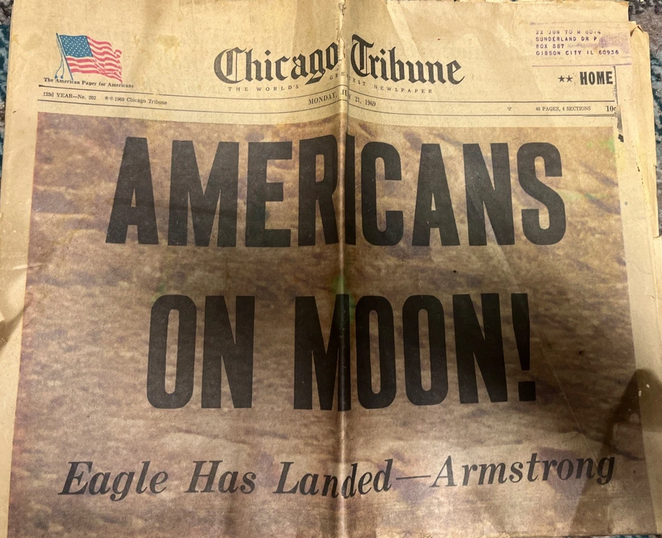 Vintage Newspapers! JFK Shot! Space Shuttle Explodes, Obama takeover! - Image 3 of 4