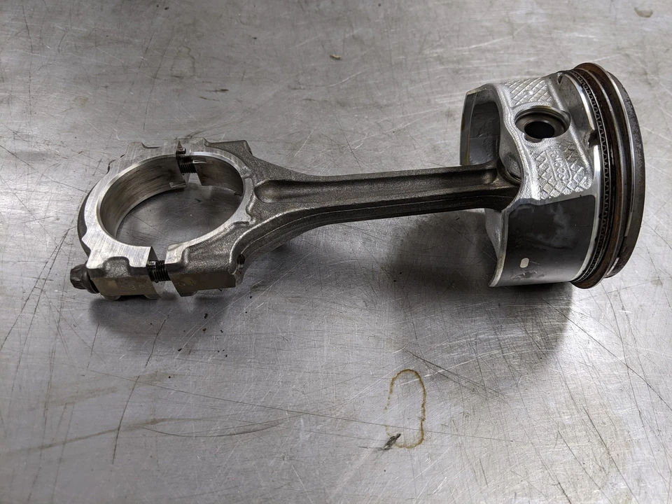 Pistón y biela estándar desde 2009 Mazda 6 2.5 Foto 3 de 4