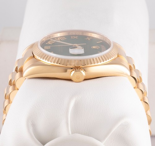 Rolex 18k Day-Date 118238 geriffelte Lünette 36 mm - maßgeschneidertes grünes römisches Zifferblatt - Bild 3 von 6