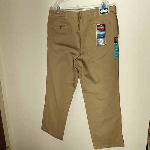 Wrangler Pants Mens New With Tags Perfect Fit Khaki Pleated 42x32 Tan - Picture 2 of 11