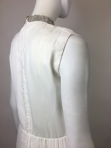 Vintage Original White Mod Embellished Choker Pleated Evening Dress UK XS 8 - Picture 7 of 11