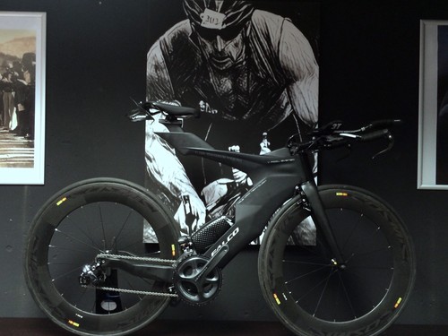 Futuristic FALCO V TT Triathlon Di2 