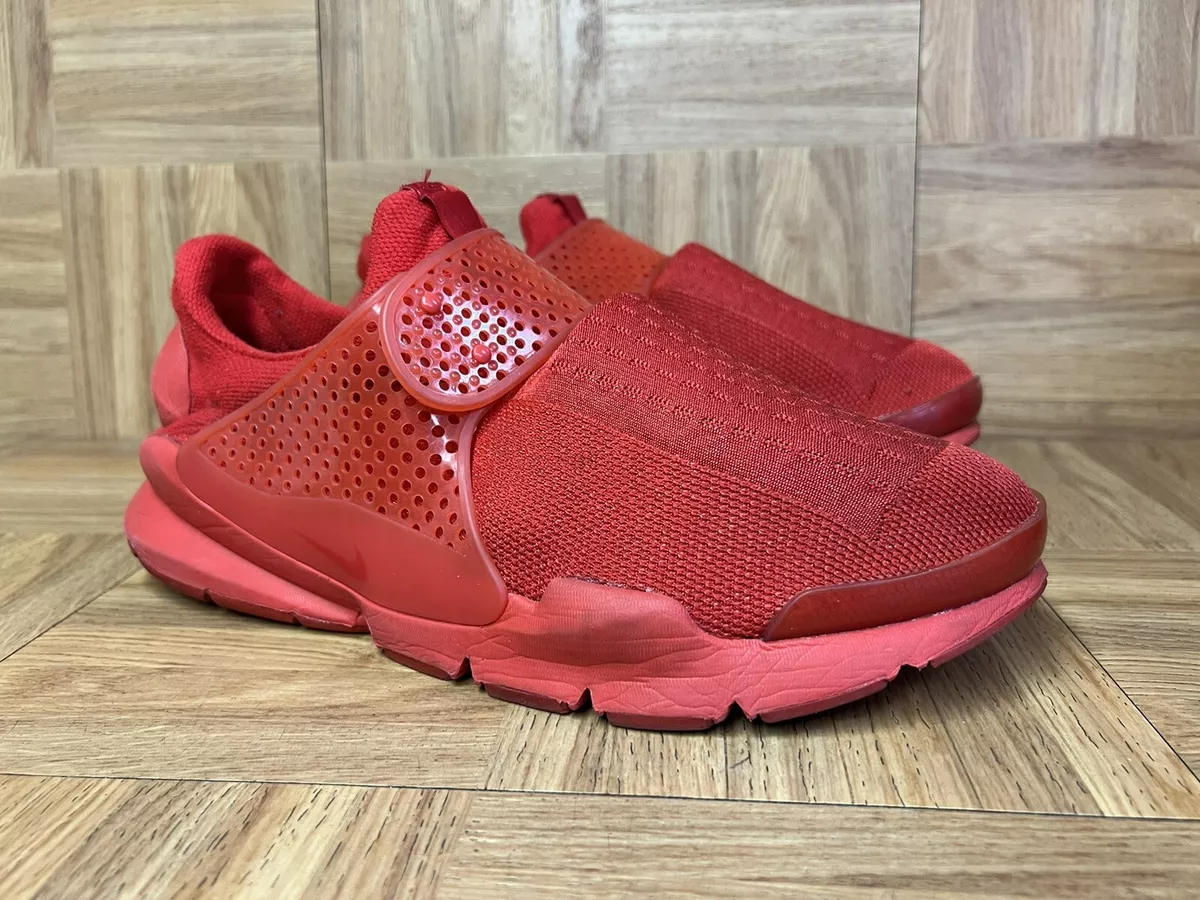 Nike sock cheap dart triple red