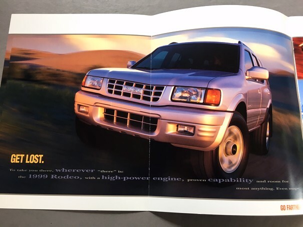 1999 Isuzu Rodeo 18-page BIG SIZE Original Car Sales Brochure