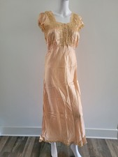 Vintage 1930s Peach Nightgown w Lace Trim  Ribbons Unworn Size 40