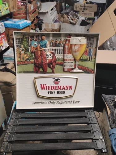 New ListingVintage Wiedemann Beer Light Up Advertising Sign 16.5 X15 Inches Kentucky 3-D