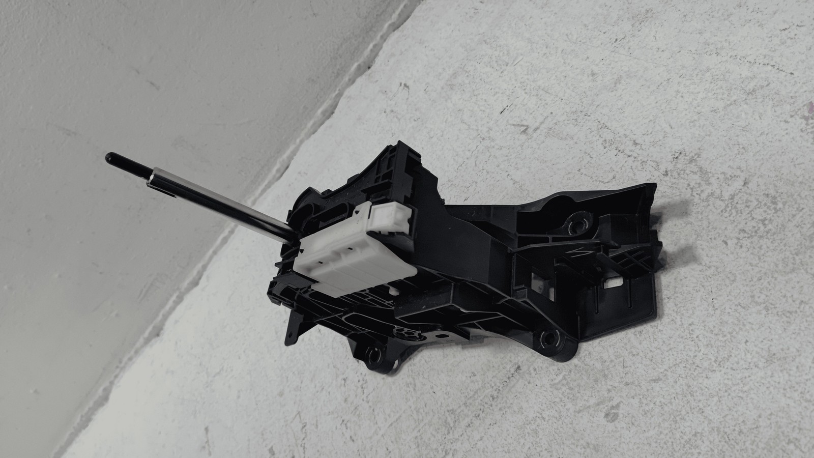 2018-25 Toyota Camry FWD Auto Transmission Shift Shifter Gear Selector Lever OEM