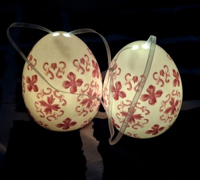Valerie Parr Hill Red & White 2 Timed Illumination 3.5'' Damask Porcelain Eggs