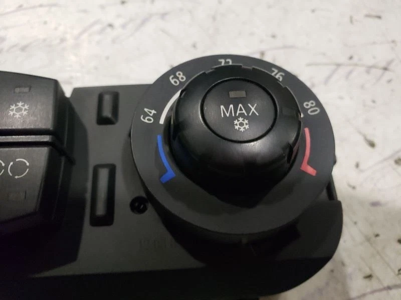 Control de temperatura con control automático de temperatura para 03-05 BMW Z4 E85 OE Foto 3 de 4