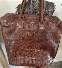 Brown Crocodile Embossed Tote Bag Double Handles Snap Closure Designer Theme