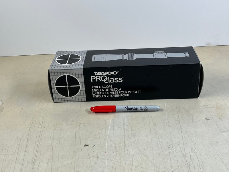 Tasco Pro Class 1.25-4X22 EER 30MM Handgun Scope appears to be unused