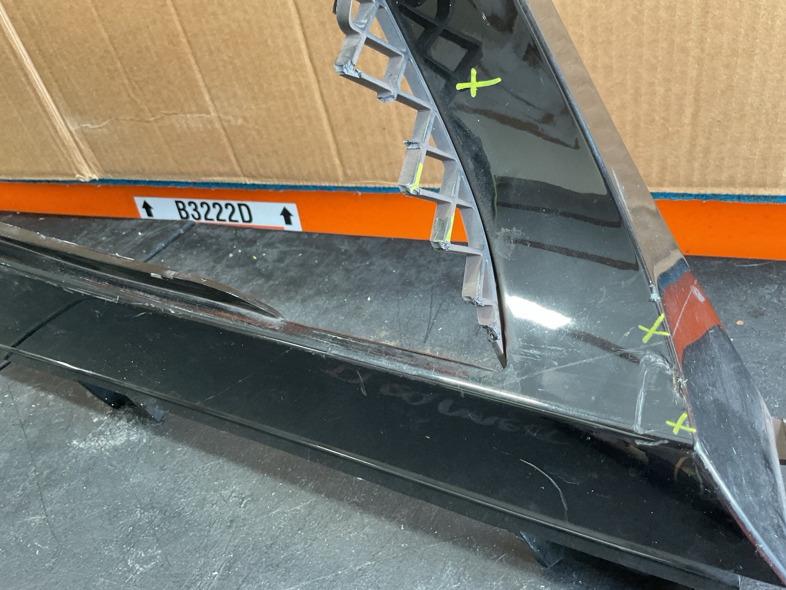 2008 2010 2011 2012 2013 2015 AUDI R8 REAR RIGHT LOWER QUARTER PANEL USED OEM