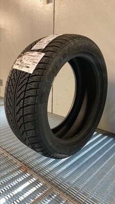Winterreifen Goodyear Ultra Grip 8 Performance  245/45 R 18 100V UPE 221,82 
