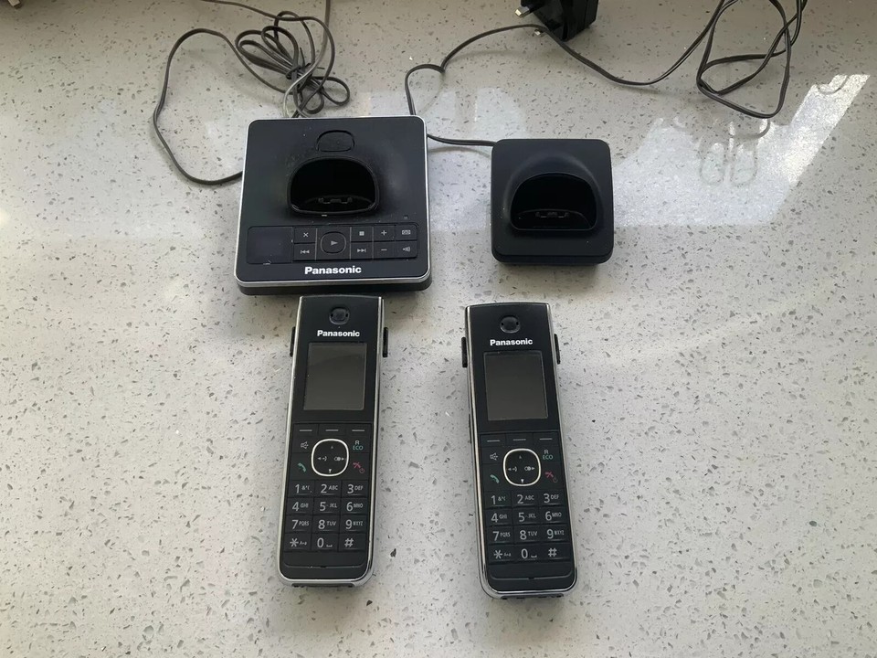 Panasonic KXTG8561E Digital Cordless Duel Telephone's With Answering