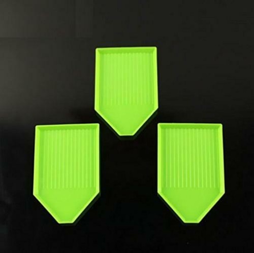 24Pcs Plastic Bead Sorting Trays Box Triangle DIY Diamond Painting Cross...  - Bild 4 von 5