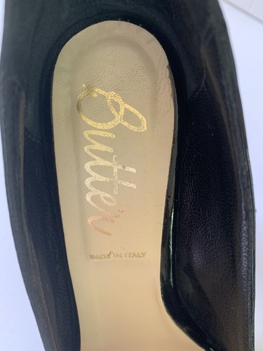 Butter Black Patent Leather Pointed-toe Pumps Sz 7 Made In Italy - Picture 6 of 10