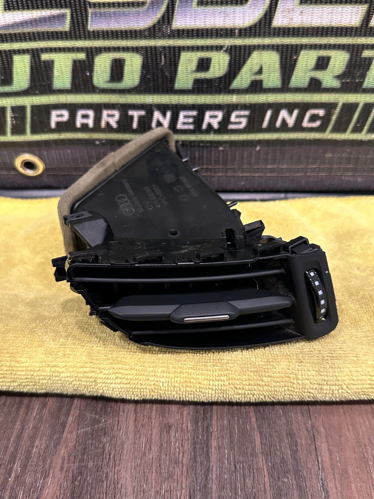 2021 AUDI R8 DRIVER LEFT DASH DASHBOARD AIR VENT OEM 4S0820901E
