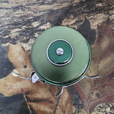 antique fly reel green japan Vtg Japan Made Green Fly Fishing Reel Vinyl Rare DJ