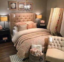 Pottery Barn Audrey Quilt Set Pink Mauve Queen 2 Standard Shams Paisley Blush