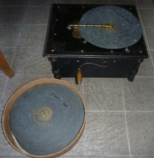 RARIT&Auml;T: Tischdrehorgel ''Amorette'' um 1890 +25 Lochplatten+Box SELTEN !!!
