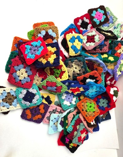Menge 100 Granny Square Multicolor gehäkelt 3"x3" Handarbeit für Afghan Überwurf Blan